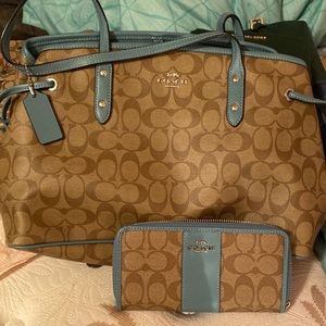 Coach Purse and Wallet Set